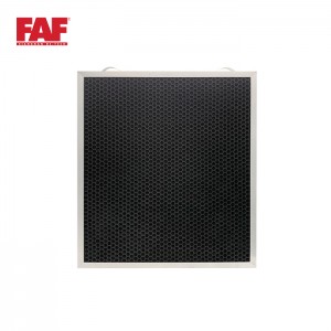 Plate activated carbon filter